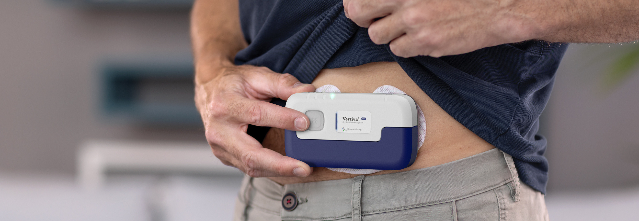 Vertiva 10 ml applied to body in use