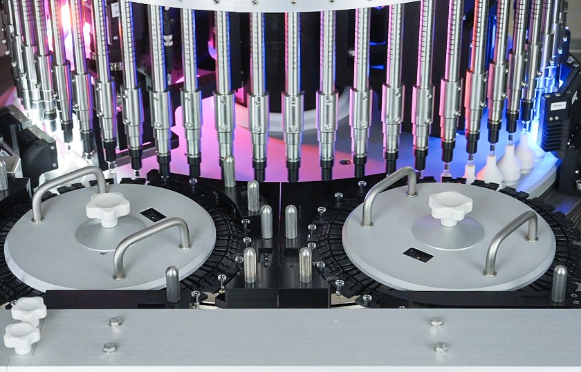 Detail of Plus Microvial inspection machine