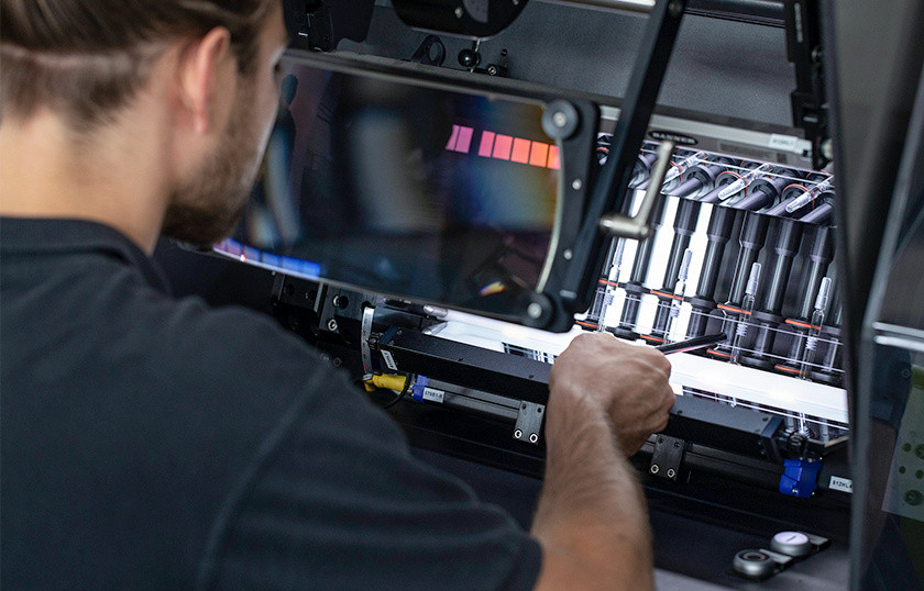 Semiautomatic visual inspection equipment Stevanato Group